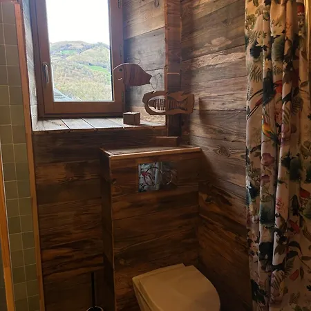 度假居 Emmanuel Lées-Athas