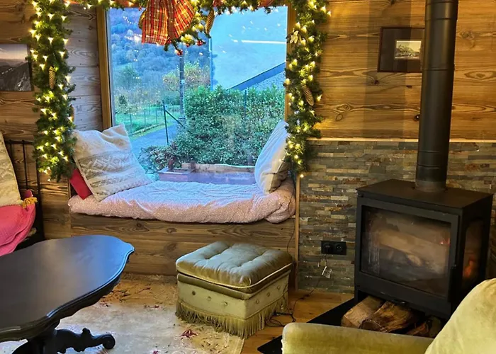 Emmanuel Semesterbostad *