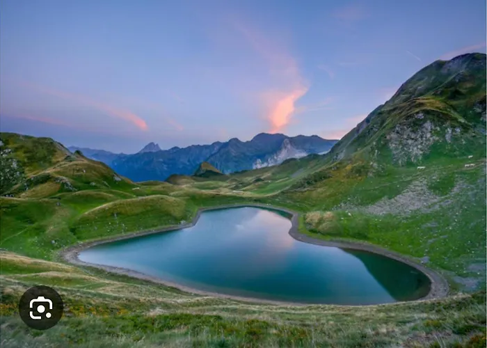 Emmanuel * Lées-Athas